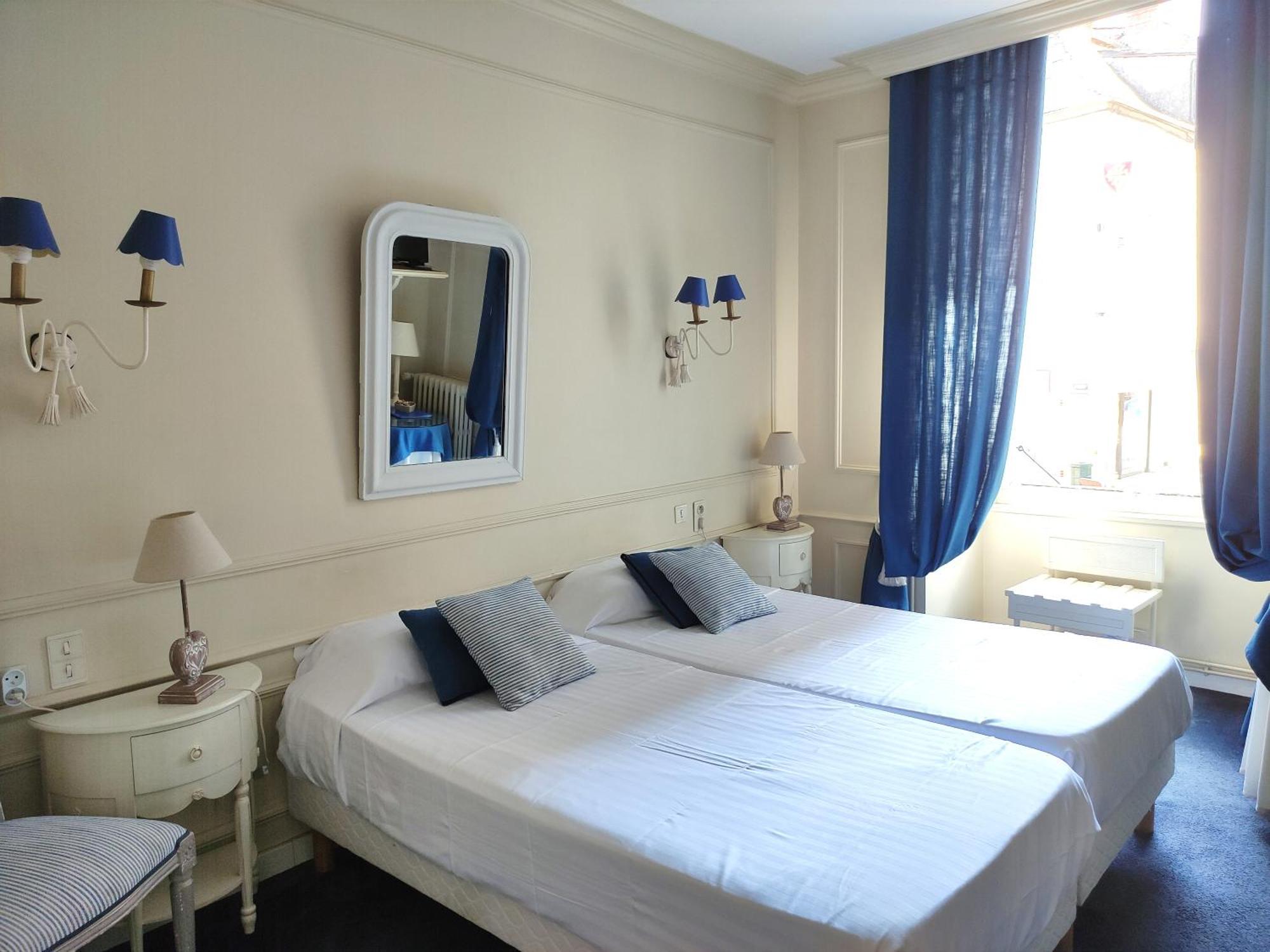 Hotel Le Pavillon Saint-Martin Souillac Exterior foto